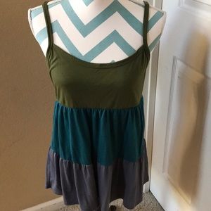 ❤️Xhilaration Tank - Green, Teal & Gray - So cute!